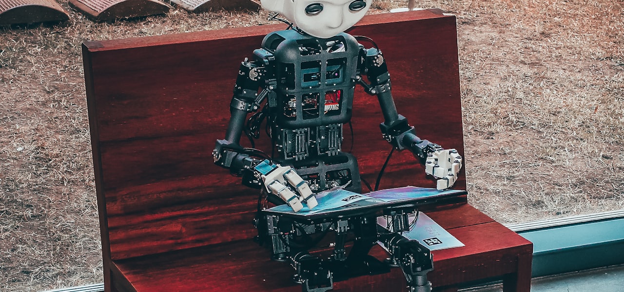 Outline of machine learning
